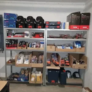 accesoires de sablage en vente dans un atelier