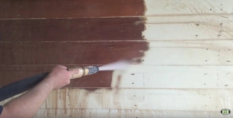 preparation-surface-bois-aerogommage